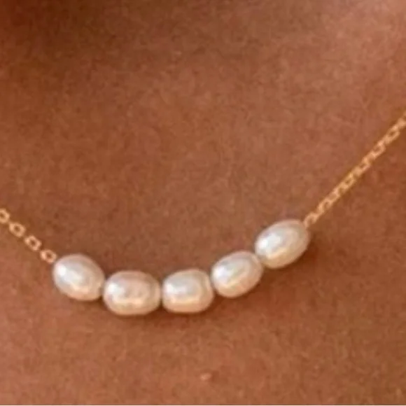 15” Ramla Pearl Cluster Necklace - Picture 2 of 3